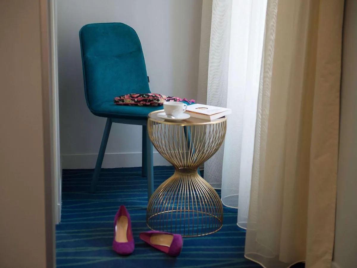 Hotel Mercure Paris Longchamp 4*