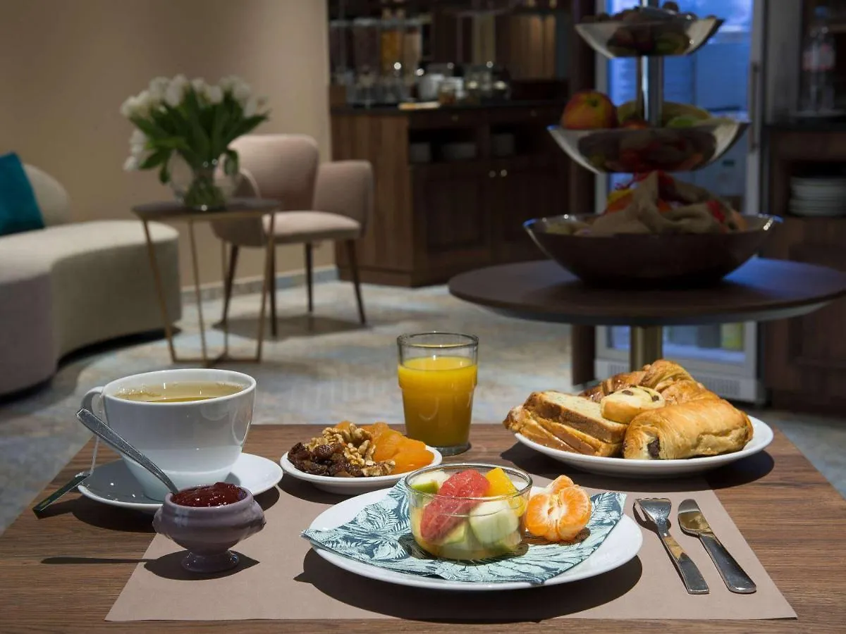 Hotel Mercure Paris Longchamp Suresnes