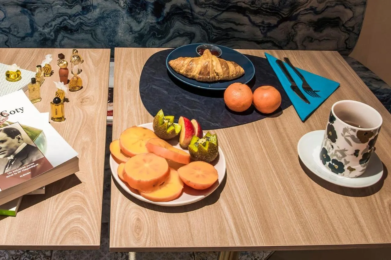 Mercure Paris Longchamp Hotel 4*