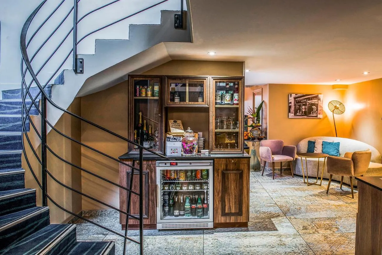 Mercure Paris Longchamp Hotel